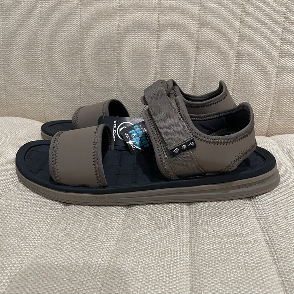 NEW Volcom V.CO‎ Draft Sport Sandals Mens 11 Khaki Black V0812300 Comfort Foam